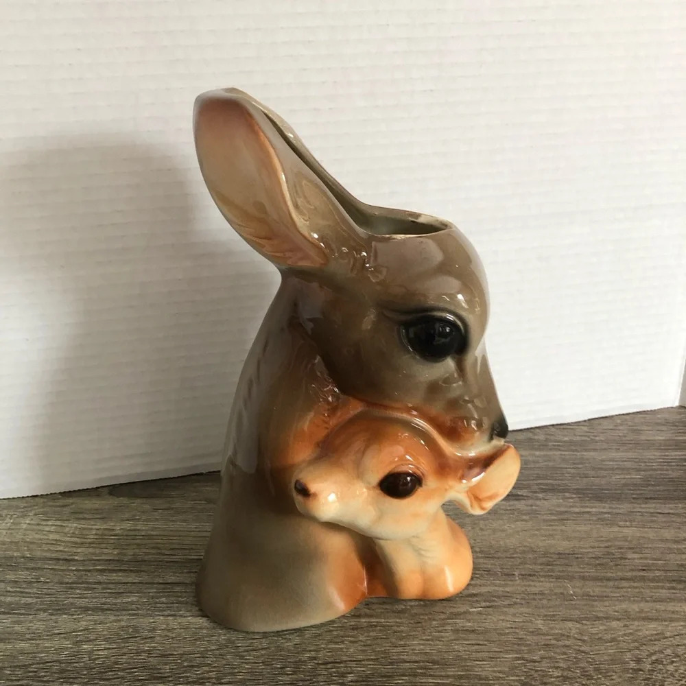 Vtg Royal Copley Doe and Fawn